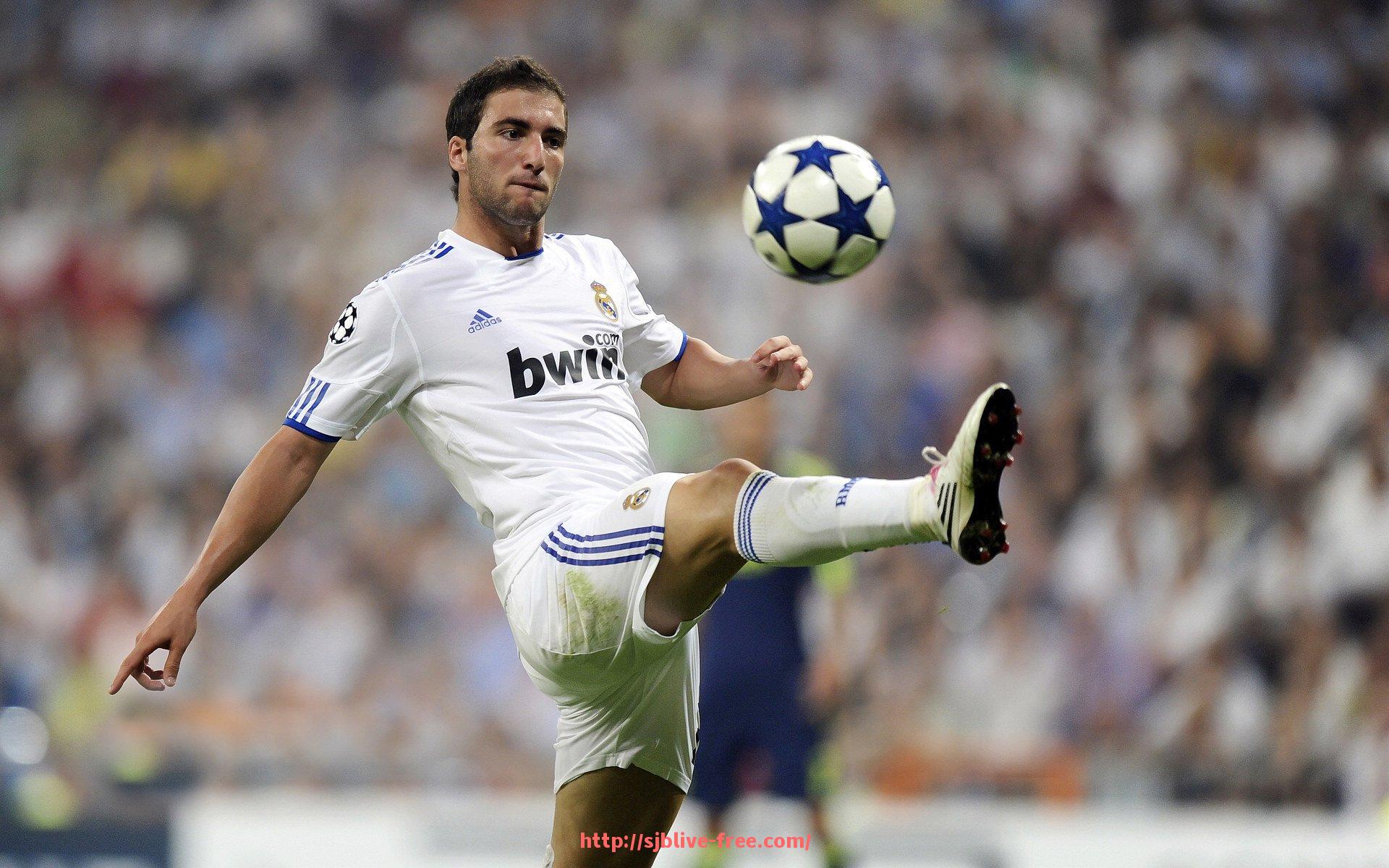 世俱杯直播-健身器材腿部开合机功能及锻炼效果解析