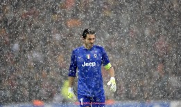 世俱杯直播-篮球战术布置中“假掩护战术”在应对高强度防守中效果分析