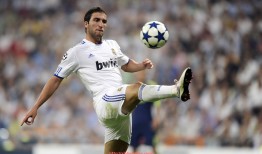 世俱杯直播-健身器材腿部开合机功能及锻炼效果解析